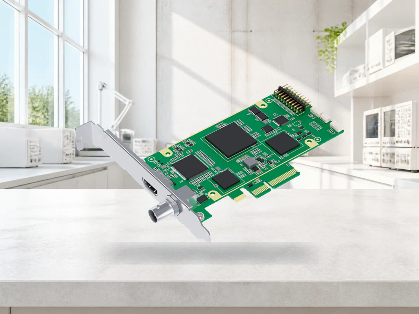 SC710N1-L 12G-SDI / HDMI2.0